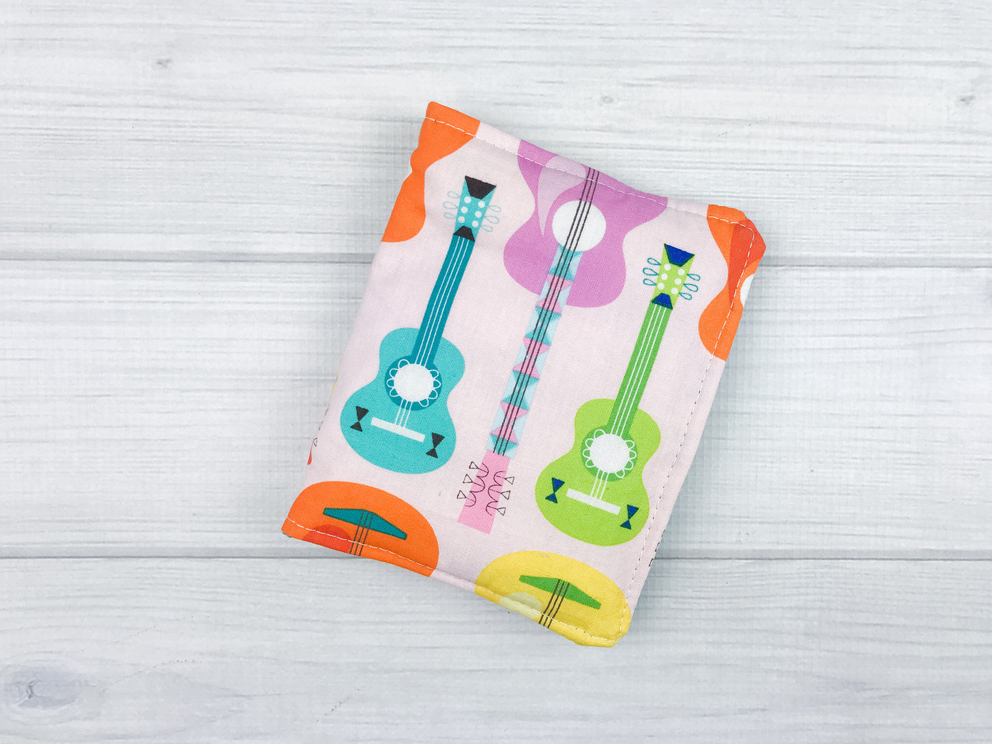 Crayon Wallet | Guitar Pink