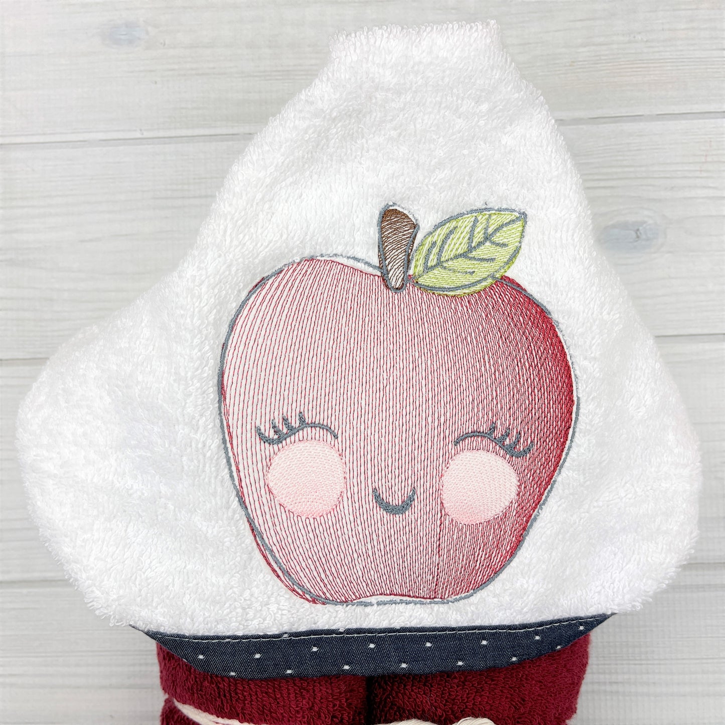 Hooded Towel | Apple