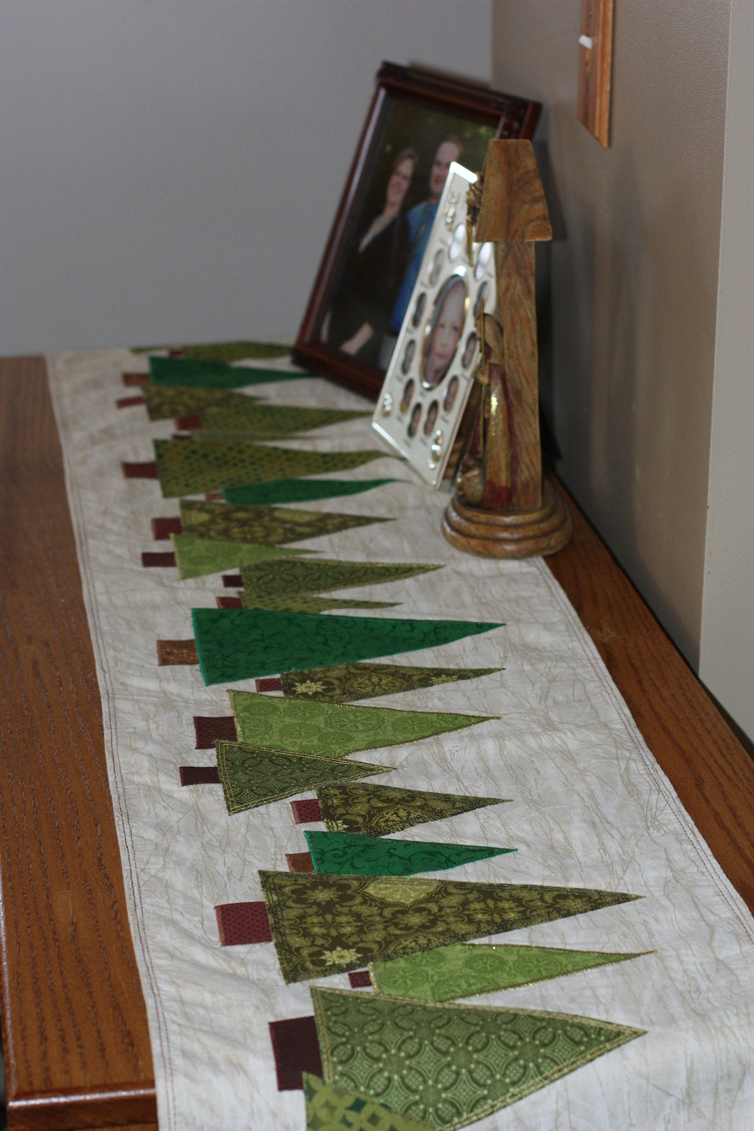 Christmas Tree Table Runner Pattern (Downloadable) AddyLou Creates