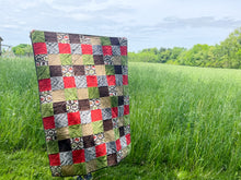 Load image into Gallery viewer, Quilt | Woodland Orange
